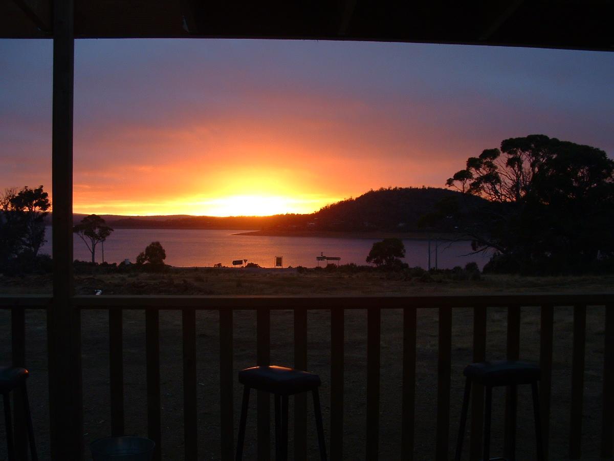 Great Lake Hotel Liawenee Luaran gambar